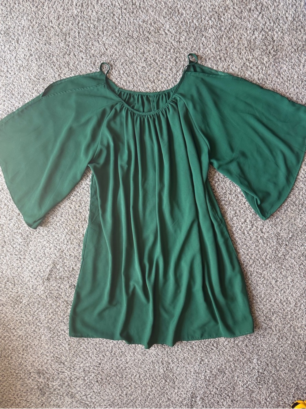 Green Cold-Shoulder Flutter Sleeve Women's Dress Size 1X Flowy Oversized